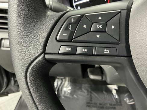 Used 2025 Nissan Altima 2.5 S image 10