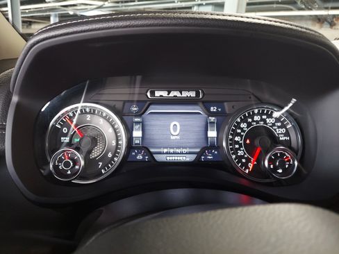 Used 2024 RAM 2500 Laramie w/ Safety Group AWD/4WD image 19