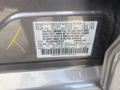 Used 2025 Nissan Sentra SV FWD image 28