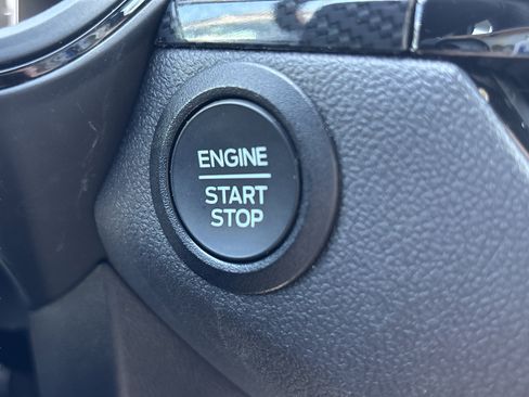 Used 2025 Ford Escape ST-Line AWD/4WD image 23