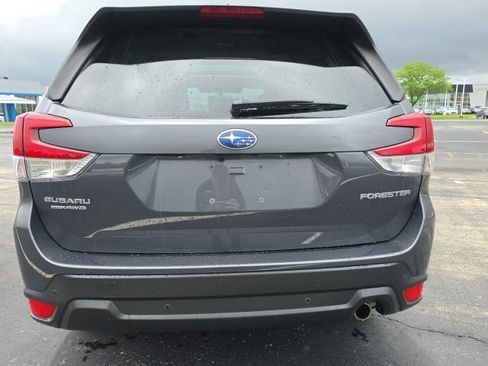 Used 2023 Subaru Forester Limited AWD/4WD image 7