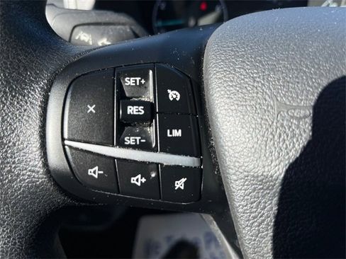 Used 2023 Ford Transit 350 XLT image 18