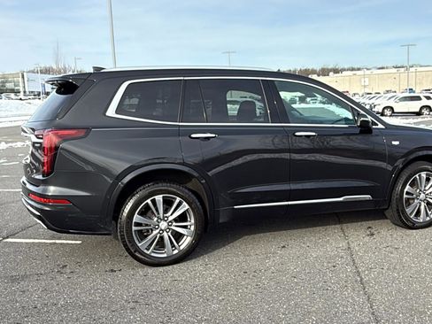 Used 2020 Cadillac XT6 Premium Luxury image 5