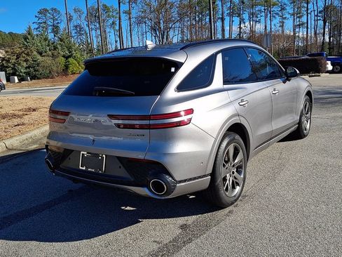 Used 2022 Genesis GV70 3.5T Sport w/ Sport Advanced Package image 6