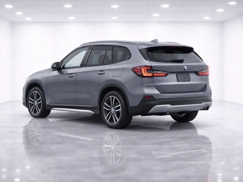 Used 2023 BMW X1 xDrive28i w/ Premium Package AWD/4WD image 3
