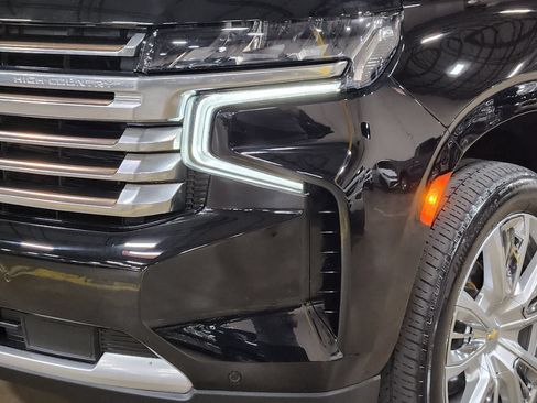 Used 2024 Chevrolet Tahoe High Country w/ Premium Package AWD/4WD image 14