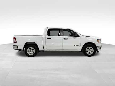 Used 2024 RAM 1500 Lone Star AWD/4WD image 3