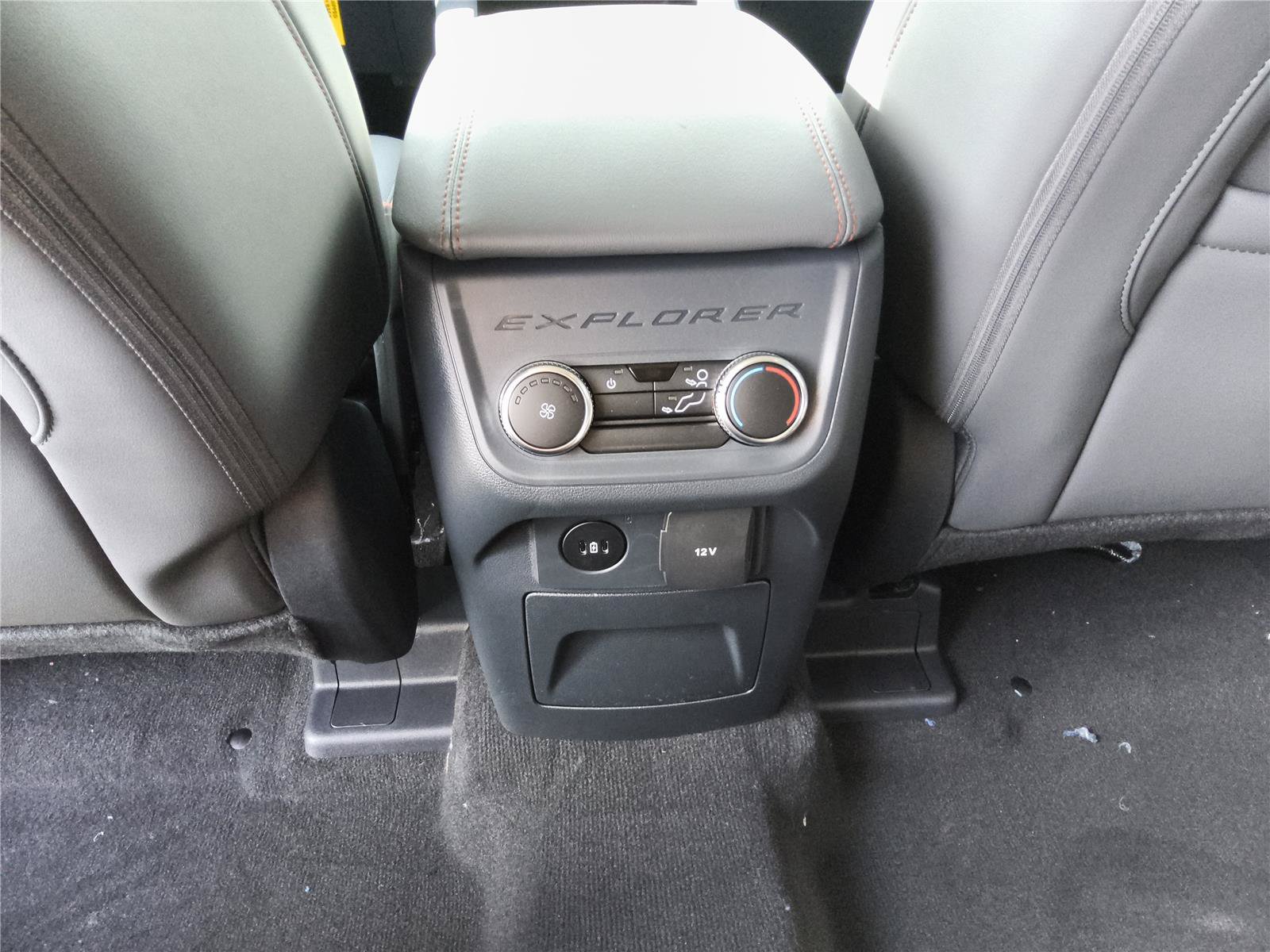 New 2026 Ford Explorer Active w/ Active Comfort Package RWD image 26
