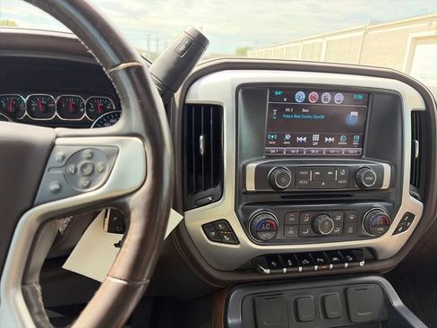 Used 2018 GMC Sierra 1500 SLT AWD/4WD image 34