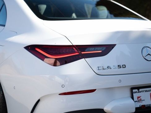 Used 2024 Mercedes-Benz CLA 250 image 12