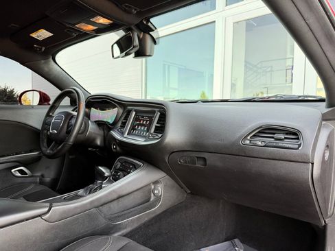 Used 2020 Dodge Challenger SXT w/ Blacktop Package RWD image 21