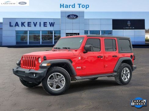 Used 2019 Jeep Wrangler Unlimited Sport image 1