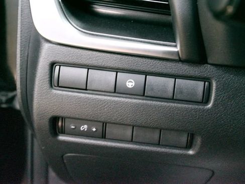 Used 2021 Nissan Rogue SV FWD image 14
