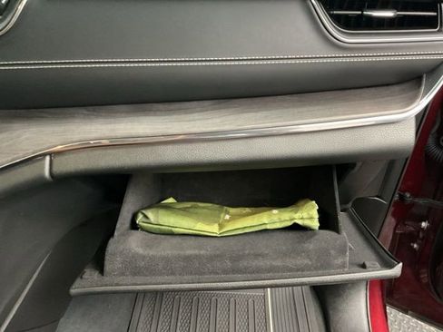 Used 2023 Jeep Grand Cherokee Overland image 26