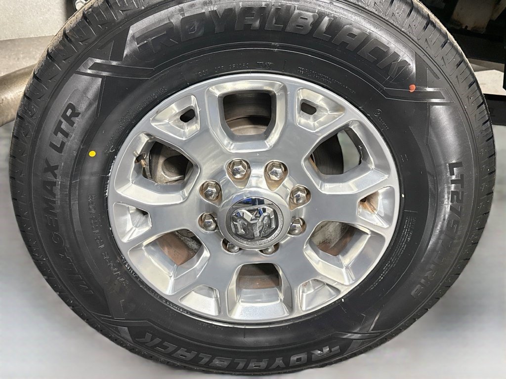 Used 2024 RAM 2500 Laramie AWD/4WD image 31
