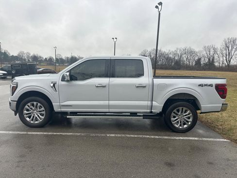 Used 2025 Ford F150 Lariat w/ Equipment Group 501A Mid image 16