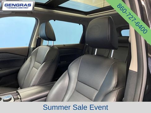 Used 2023 Nissan Rogue SV w/ SV Premium B Package AWD/4WD image 10