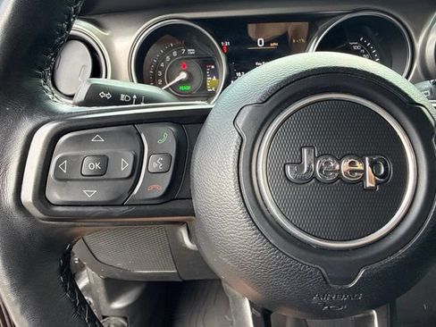 Used 2023 Jeep Wrangler Unlimited w/ Cold Weather Group AWD/4WD image 36