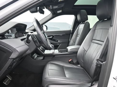 Used 2023 Land Rover Range Rover Evoque R-Dynamic SE image 10