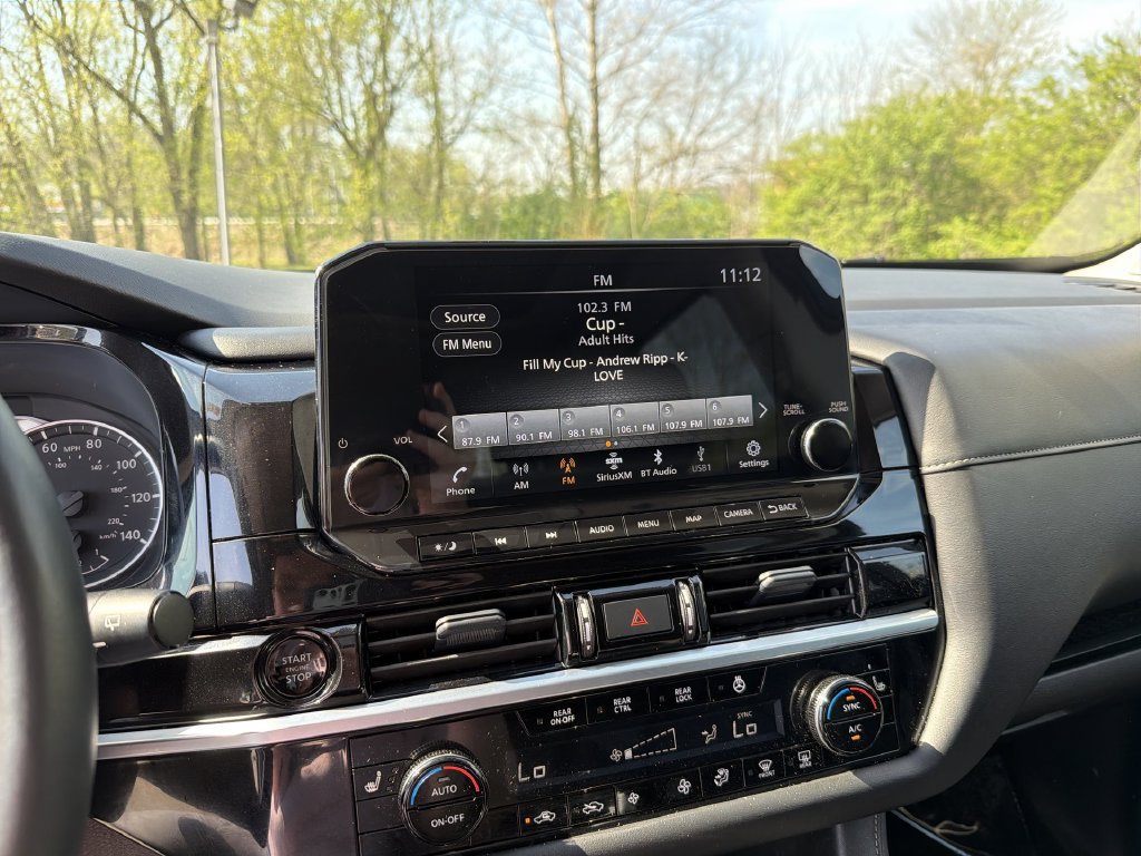 Certified 2025 Nissan Pathfinder SL w/ SL Premium Package FWD image 30