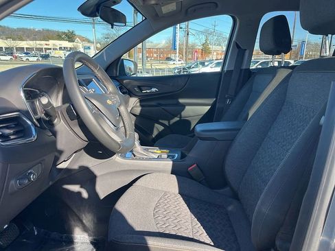 Used 2023 Chevrolet Equinox LT image 27
