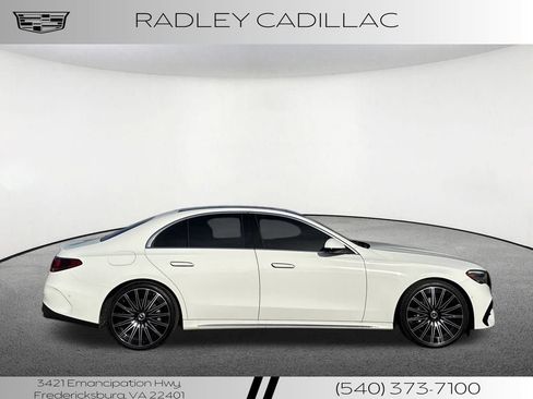 Used 2024 Mercedes-Benz E 350 4MATIC Sedan image 7