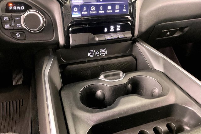 Used 2025 RAM 1500 Big Horn AWD/4WD image 8