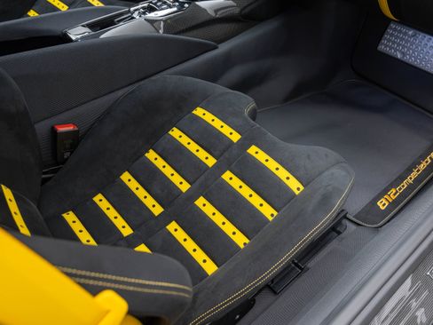 Used 2023 Ferrari 812 Competizione RWD image 47