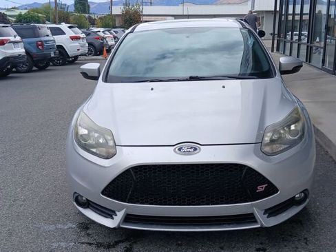 Used 2014 Ford Focus ST w/ Equipment Group 202A image 3