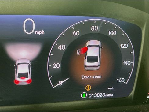 Used 2023 Honda Accord EX image 12