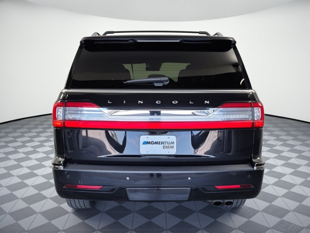 Used 2020 Lincoln Navigator Reserve w/ Equipment Group 208A Reserve RWD image 11