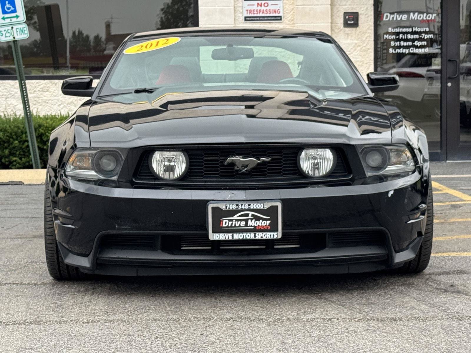 Used 2012 Ford Mustang GT Premium w/ HID Headlamps & Security Pkg RWD image 19