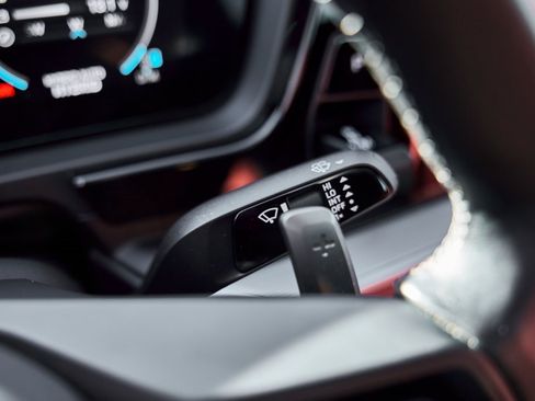 Used 2024 Porsche Cayenne Coupe image 58