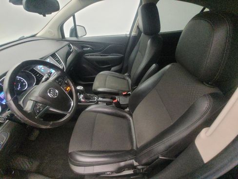 Used 2019 Buick Encore Preferred image 17