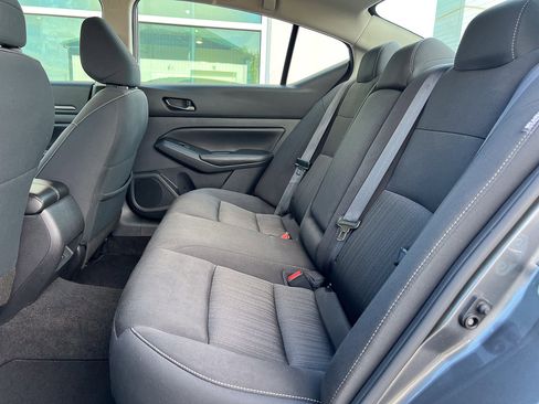 Used 2024 Nissan Altima 2.5 SV image 24