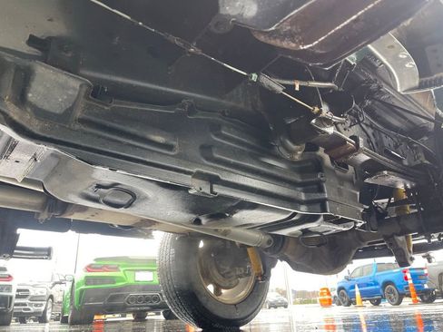 Used 2011 Ford F250 Lariat image 16