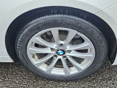 Used 2016 BMW 320i Sedan image 6