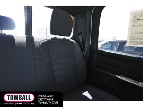 Used 2024 RAM 2500 Tradesman w/ Chrome Appearance Group AWD/4WD image 12