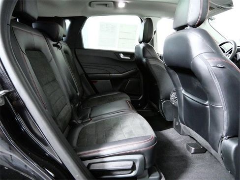 Certified 2022 Ford Escape SEL w/ Technology Package image 12