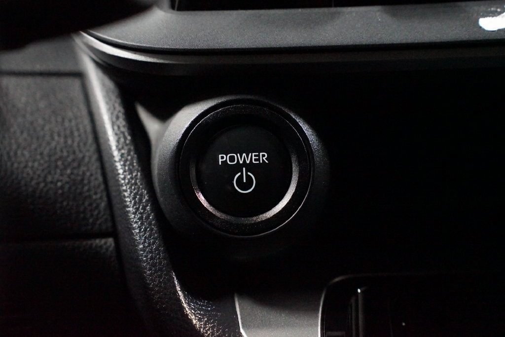 Certified 2024 Toyota Prius LE FWD image 20