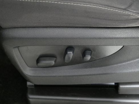 Used 2017 GMC Sierra 1500 SLE w/ SLE Value Package image 20