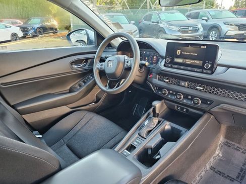 Used 2023 Honda Accord EX image 10