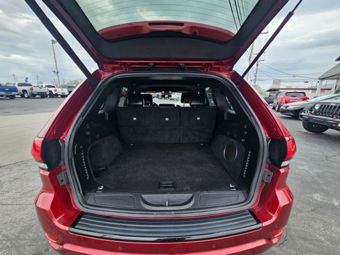 Used 2015 Jeep Grand Cherokee Altitude image 21