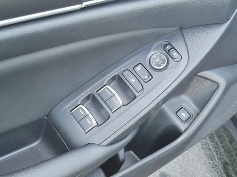 Used 2020 Honda Accord LX image 17