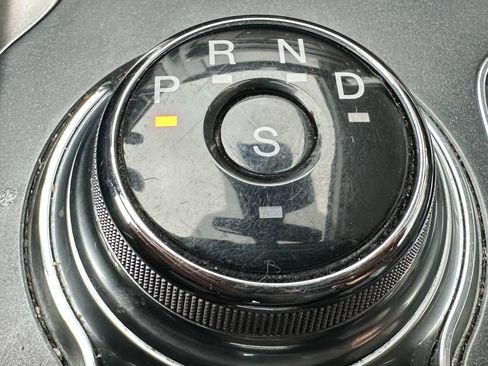 Used 2017 Ford Fusion SE w/ Fusion SE Technology Package image 20