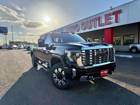 Used 2025 GMC Sierra 2500 Denali w/ Denali Reserve Package AWD/4WD image 1