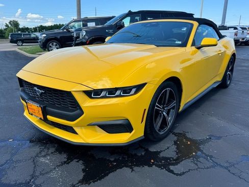 Used 2024 Ford Mustang Premium RWD image 7