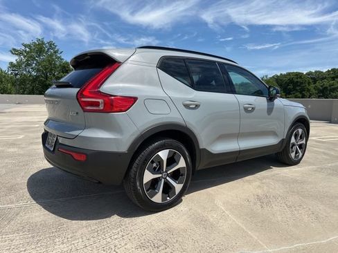 Certified 2026 Volvo XC40 B5 Plus AWD/4WD image 9
