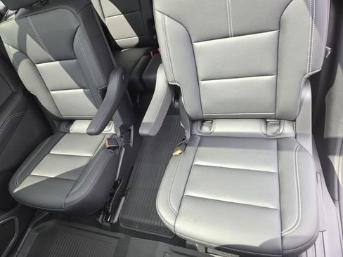 New 2026 GMC Acadia Elevation w/ Elevation Premium Package AWD/4WD image 30