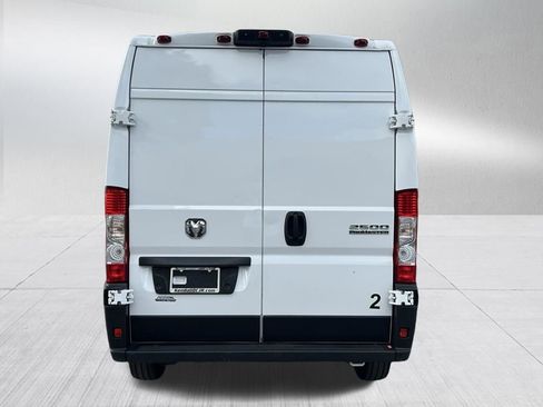 Used 2025 RAM ProMaster 2500 w/ Convenience Group FWD image 8